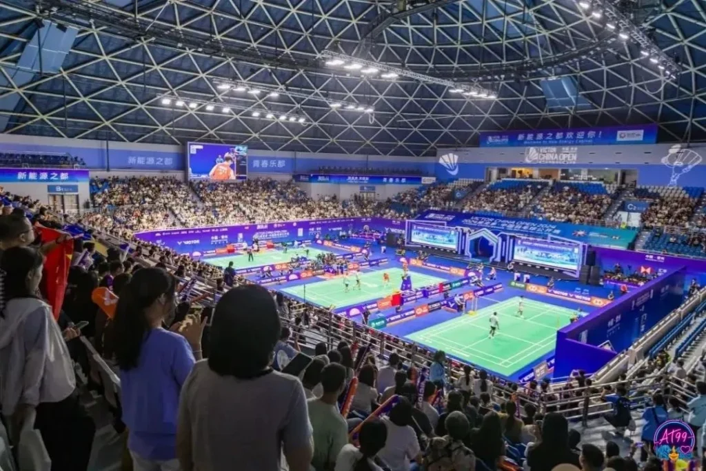 2026中國羽球公開賽地點——主場館常州奧體中心體育館萬人齊聚的現場震撼觀賽視角。